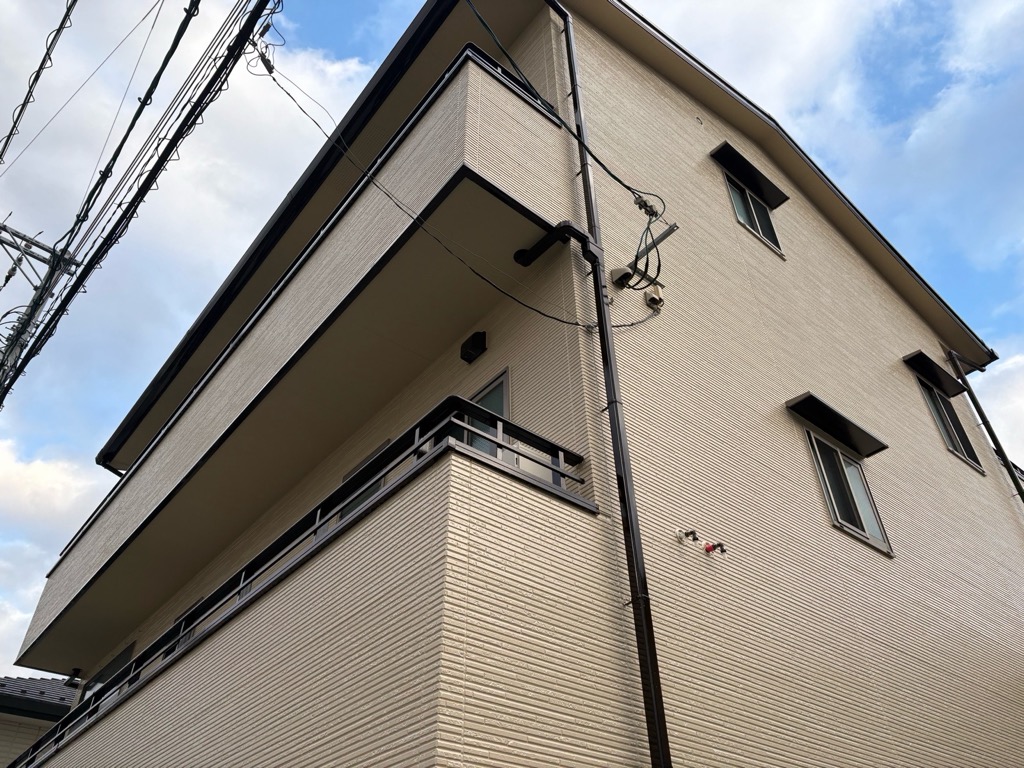 【広島市の外装リフォーム】築13年 戸建住宅｜屋根リコロニー・外壁スーパーセランフレックス・バルコニー防水工事