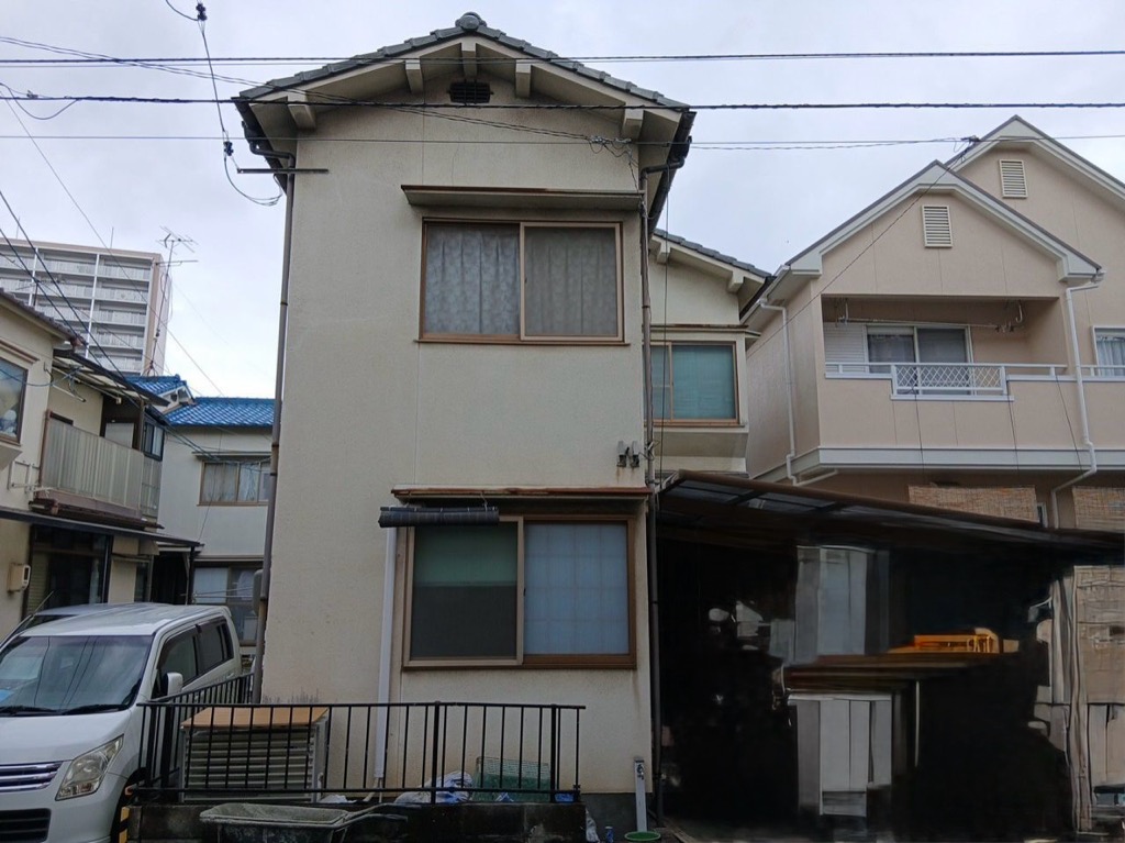 【広島市西区】リピートご依頼｜外壁塗装・雨樋交換工事で明るく清潔感のある外観へ