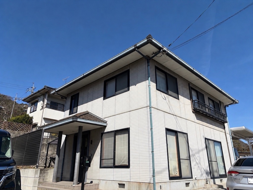 【東広島市】セキスイハイム住宅｜屋根・外壁塗装工事｜多色仕上げで高級感ある外観へリフレッシュ