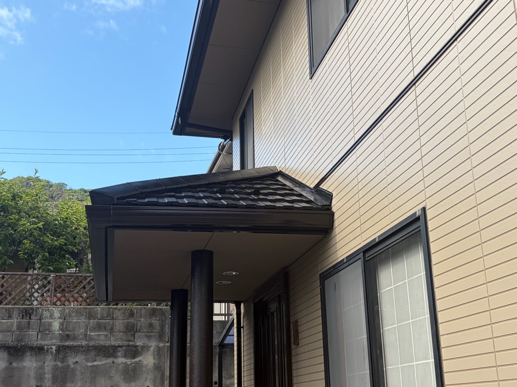 【東広島市】セキスイハイム住宅｜屋根・外壁塗装工事｜多色仕上げで高級感ある外観へリフレッシュ