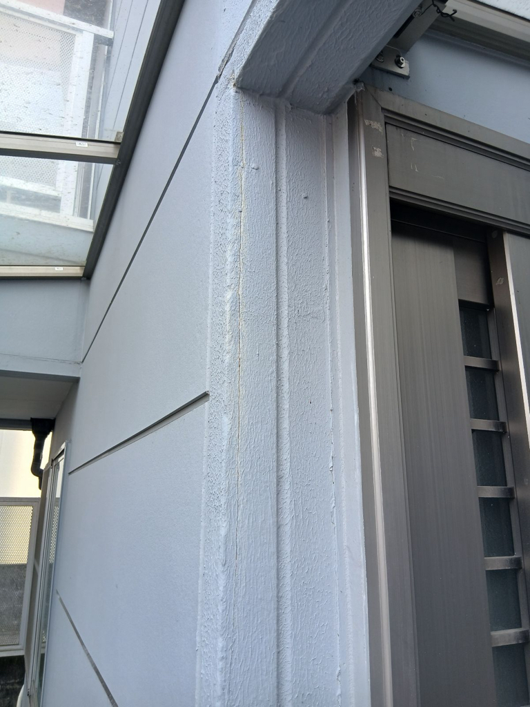 広島市西区｜アフター点検で確認した外壁コーナーの劣化を板金で補修